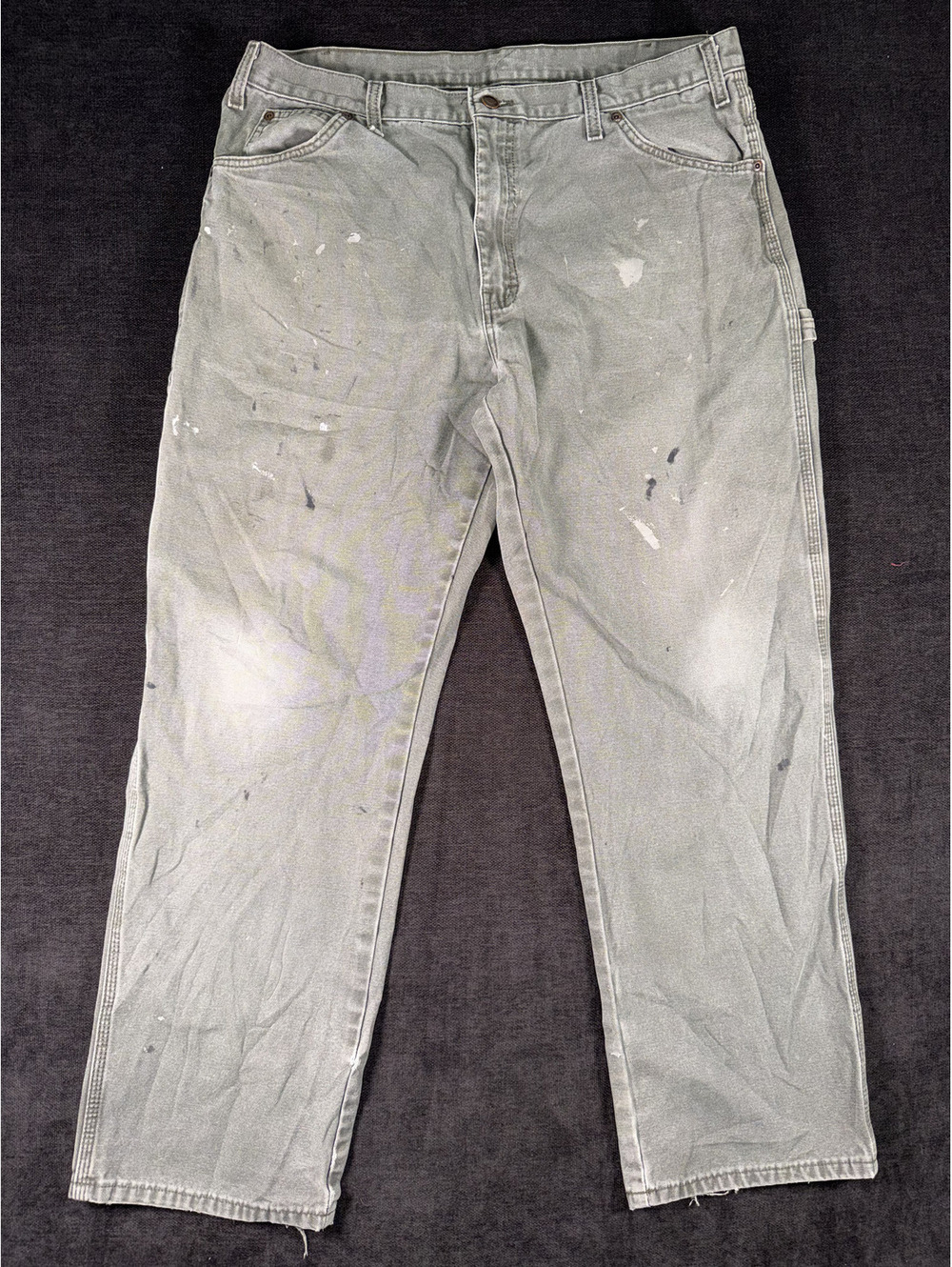 Wrangler Relaxed Fit Gray Cotton Jeans Size 38x32